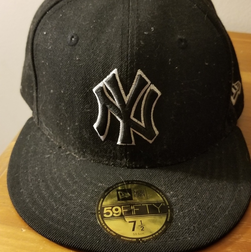 New Era 59Fifty New York Yankees Black Fitted Hat